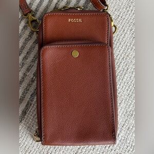 Fossil Brown Leather Crossbody Phone Bag New without tags